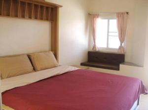 261469_15082618190035135042